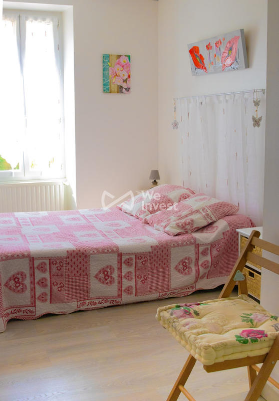 Maison - 341 m² - 12 pièces