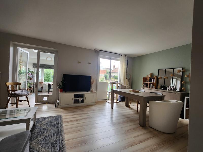 Appartement - 103 m² - 5 pièces