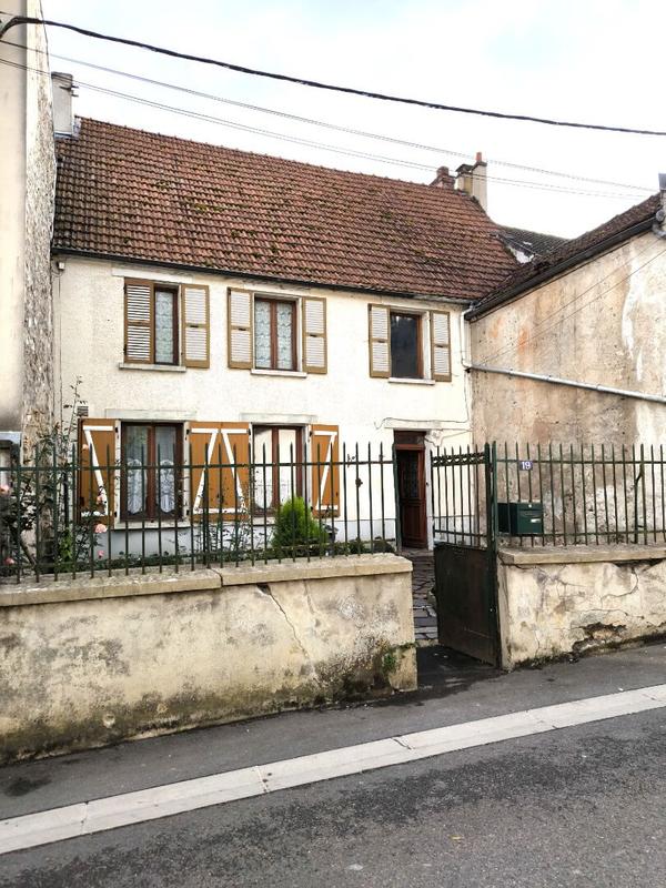 Maison - 108 m² - 4 pièces