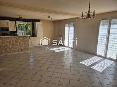 Maison - 177 m² - 8 pièces