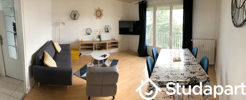 Chambre - 11 m² - 1 pièce