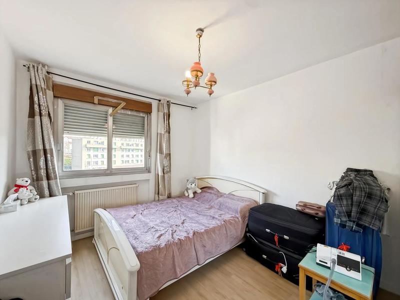 Appartement - 81 m² - 4 pièces