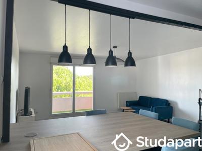 Chambre - 9 m² - 1 pièce