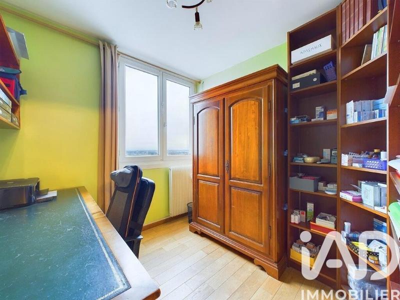 Appartement - 97 m² - 5 pièces