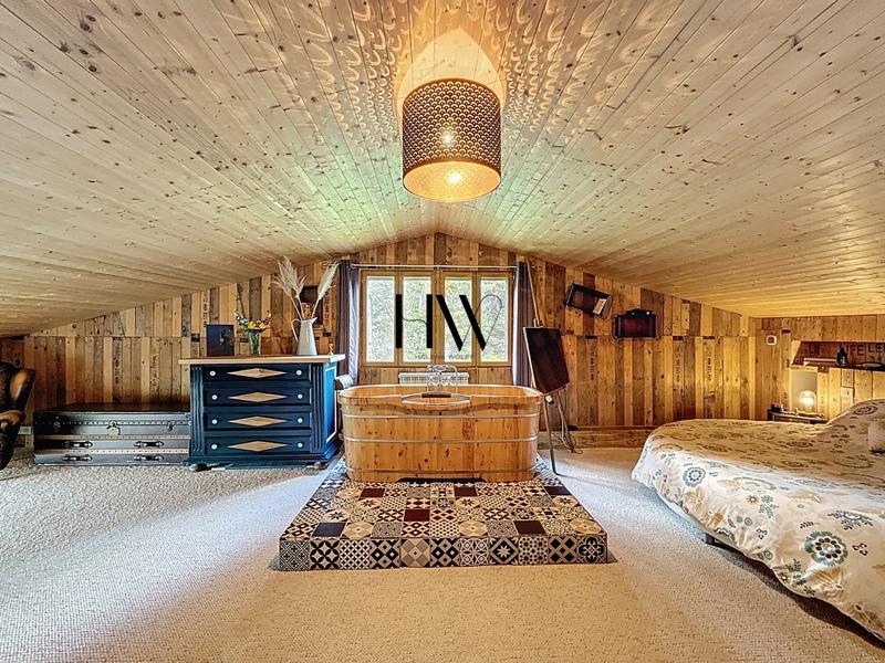 Maison - 170 m² - 5 pièces