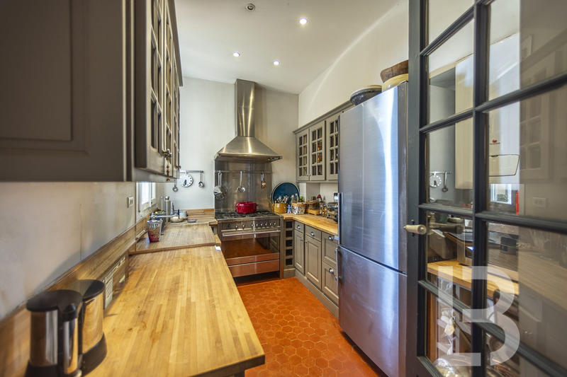 Appartement - 98 m² - 4 pièces