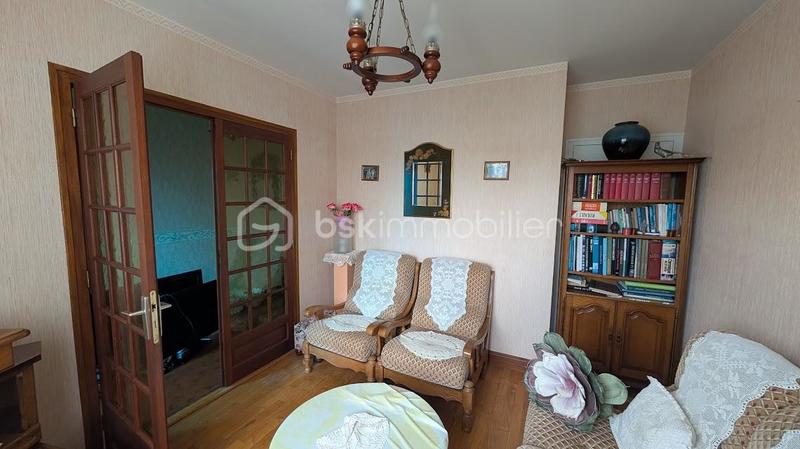 Maison - 92 m² - 5 pièces