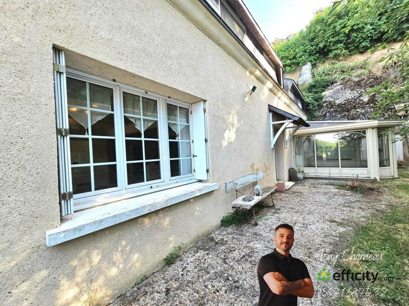 Maison - 280 m² - 6 pièces