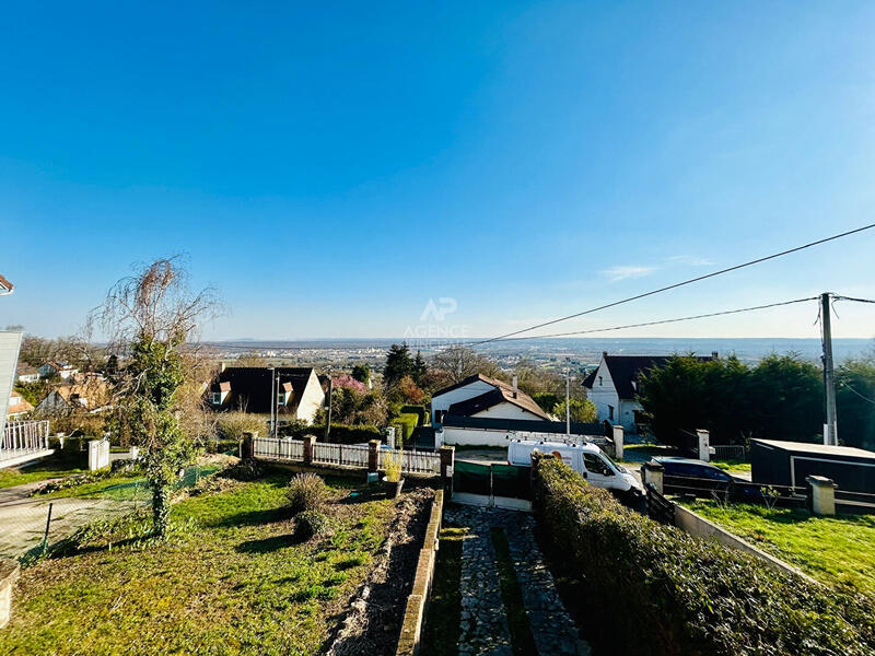 Maison - 147 m² - 6 pièces