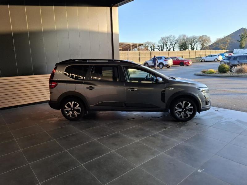 Dacia Jogger 7 Places Extreme Hybrid 140