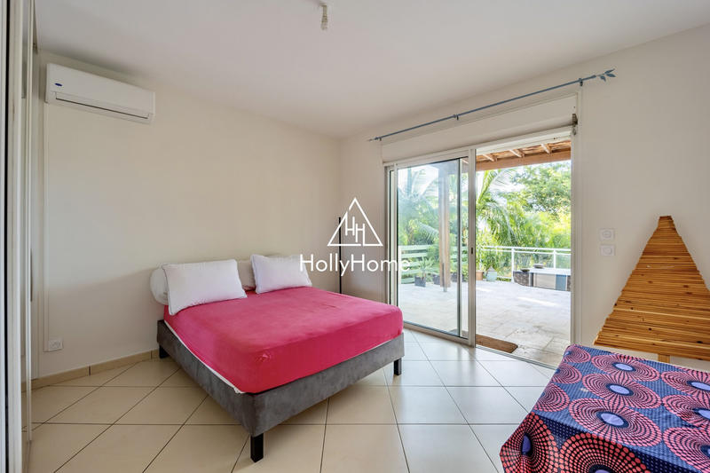 Maison - 175 m² - 6 pièces