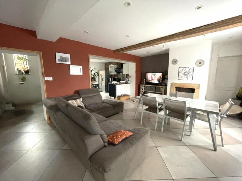 Maison - 151 m² - 6 pièces