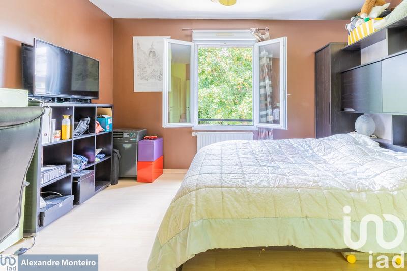 Maison - 180 m² - 8 pièces