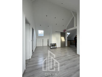 Appartement - 90 m² - 4 pièces