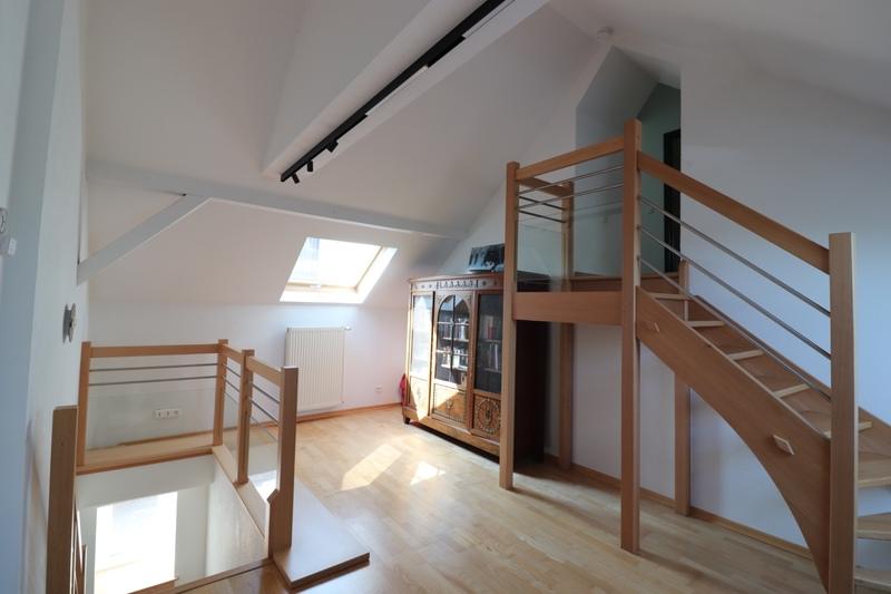 Maison - 210 m² - 7 pièces