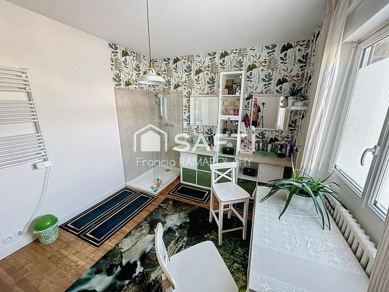 Maison - 169 m² - 8 pièces