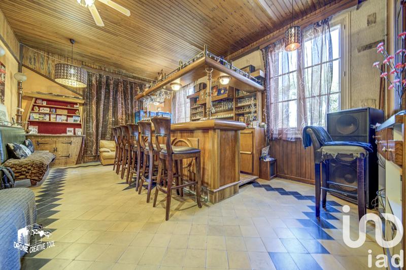 Maison - 453 m² - 14 pièces