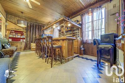 Maison - 453 m² - 14 pièces