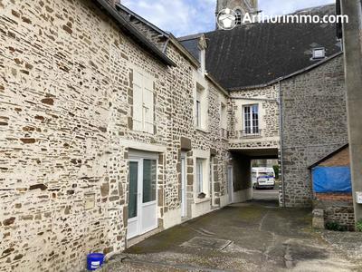 Maison - 180 m² - 9 pièces