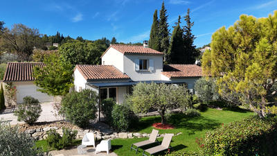 Villa - 145 m² - 5 pièces