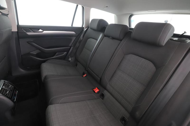 Volkswagen Passat Sw 1.6 Tdi Dsg7 120 ch