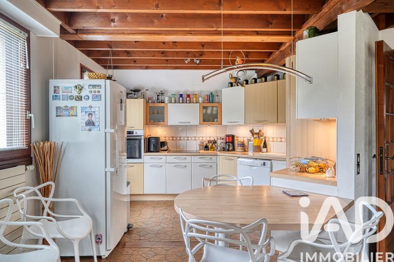 Maison de maîtres - 222 m² - 8 pièces