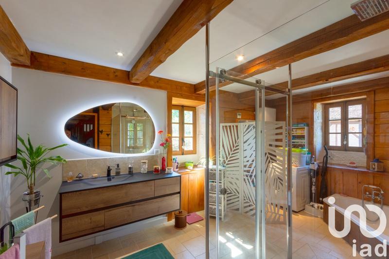 Maison - 175 m² - 6 pièces