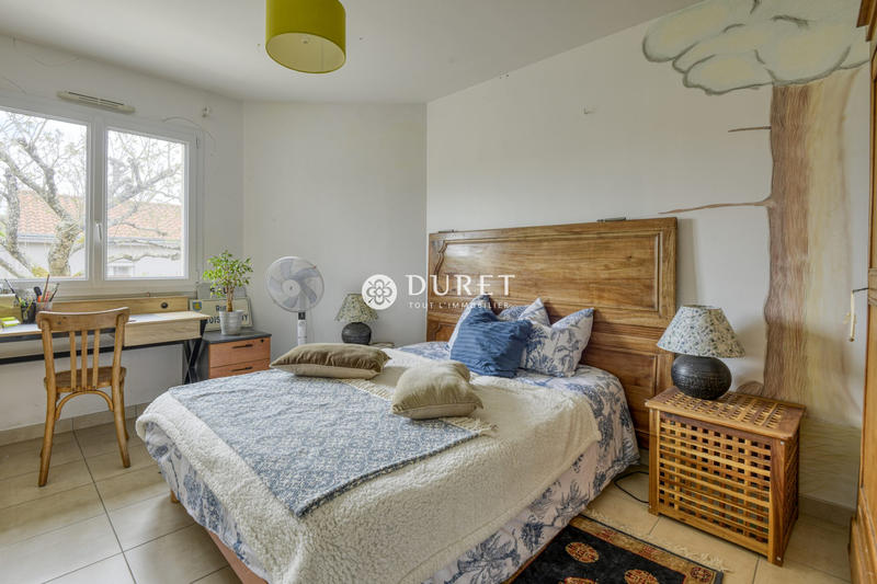 Maison - 190 m² - 9 pièces