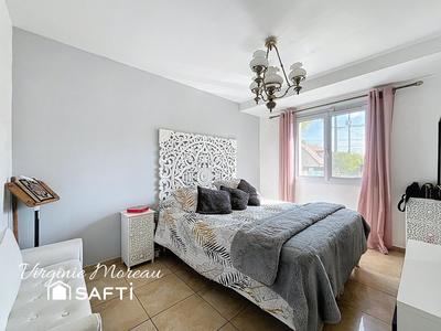 Maison - 151 m² - 7 pièces