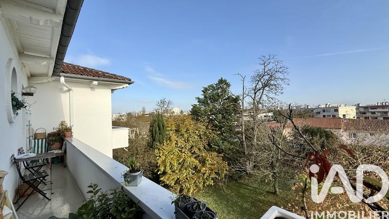 Appartement - 84 m² - 3 pièces