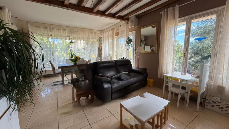 Maison - 135 m² - 5 pièces