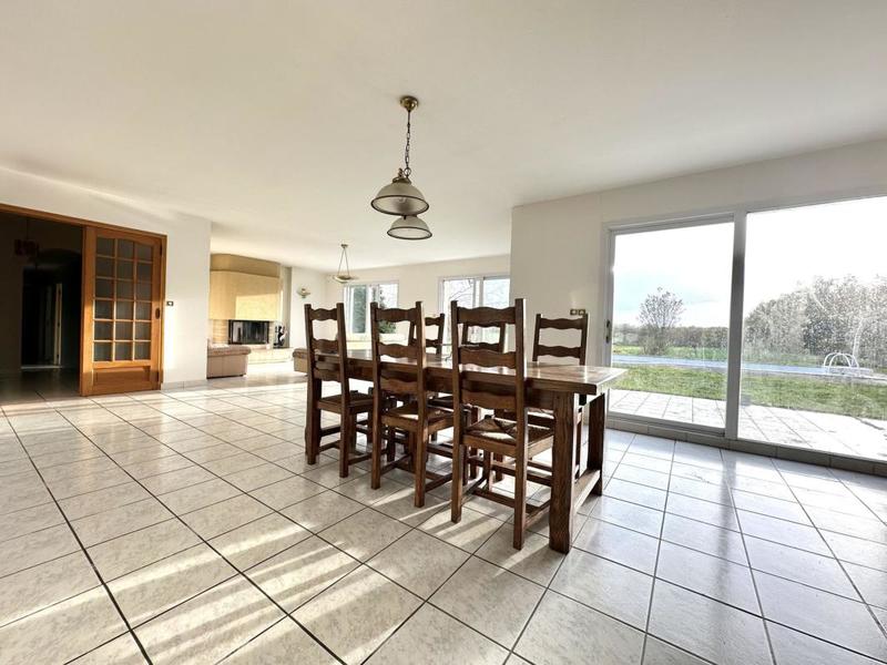 Maison - 190 m² - 7 pièces