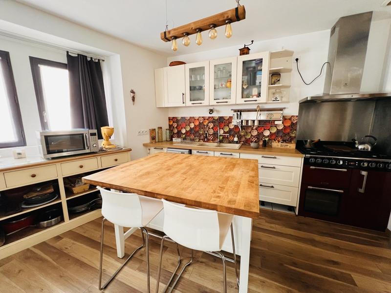 Maison ancienne - 110 m² - 6 pièces