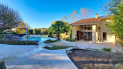 Maison - 198 m² - 7 pièces