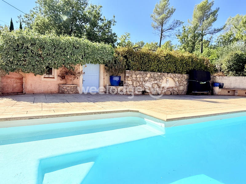 Villa - 153 m² - 6 pièces