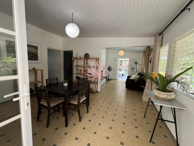 Maison - 187 m² - 4 pièces
