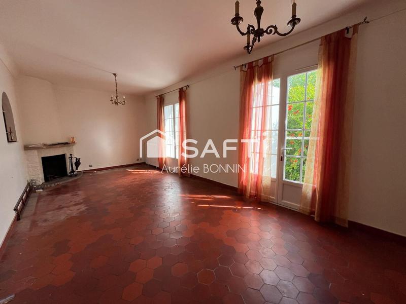Maison - 93 m² - 5 pièces