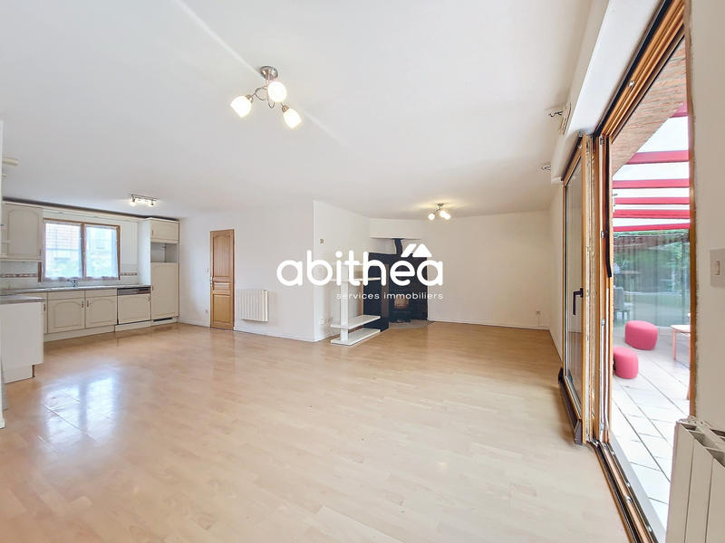 Maison - 91 m² - 5 pièces