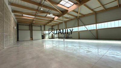 Local commercial - 910 m²