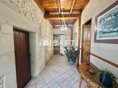 Maison - 167 m² - 8 pièces