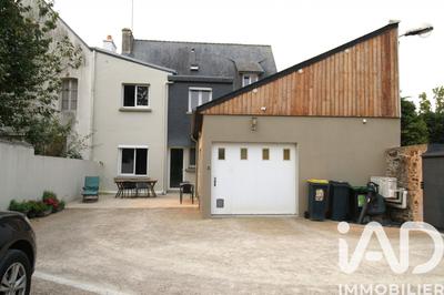 Maison - 183 m² - 7 pièces