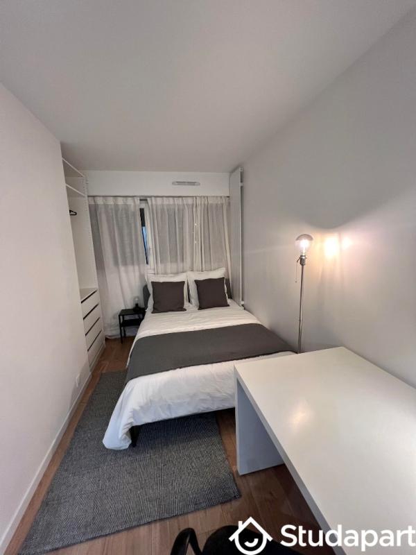 Chambre - 10 m² - 1 pièce