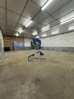 Local d'activités - 600 m²