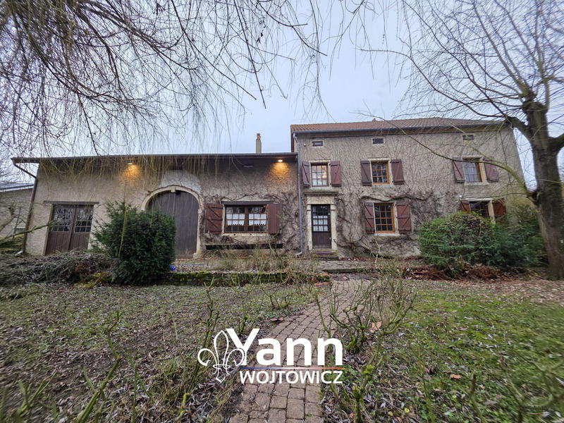 Maison - 270 m² - 7 pièces