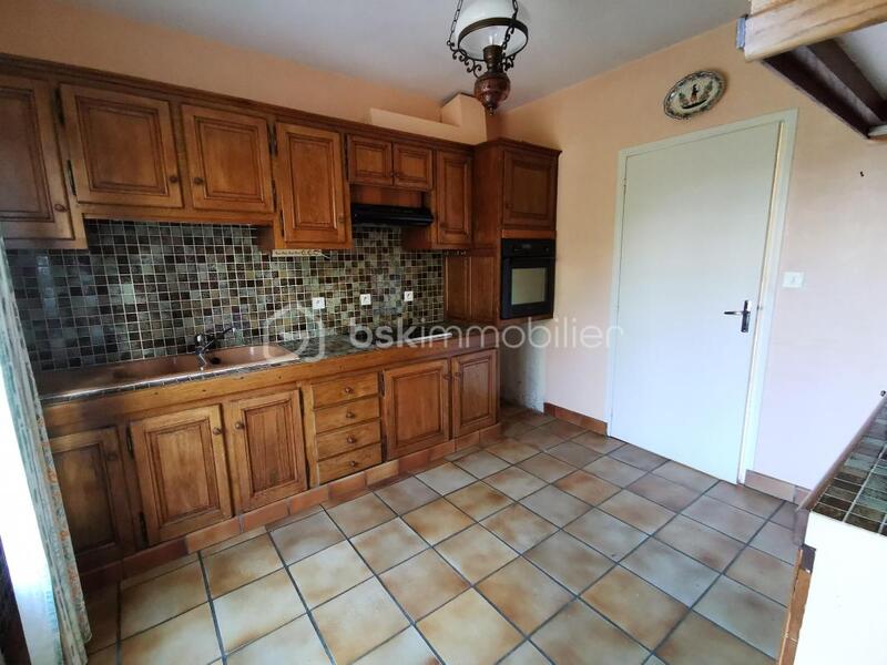 Maison traditionnelle - 162 m² - 5 pièces