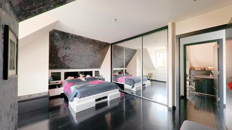 Villa - 340 m² - 7 pièces