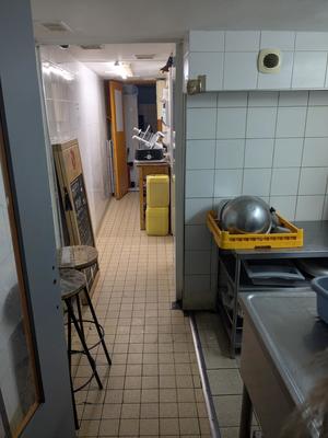 Local commercial - 112 m² - 4 pièces