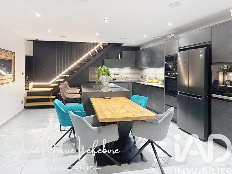 Maison de ville - 144 m² - 5 pièces