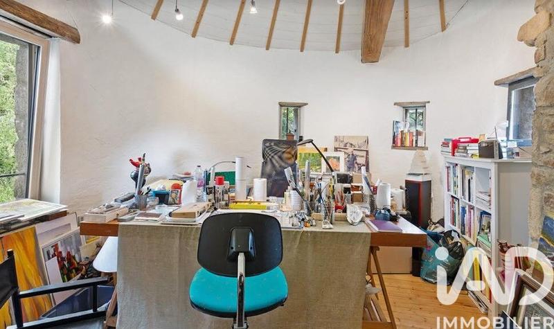 Maison - 202 m² - 8 pièces