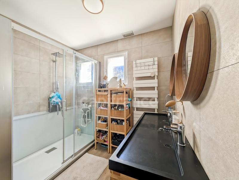 Maison - 185 m² - 5 pièces